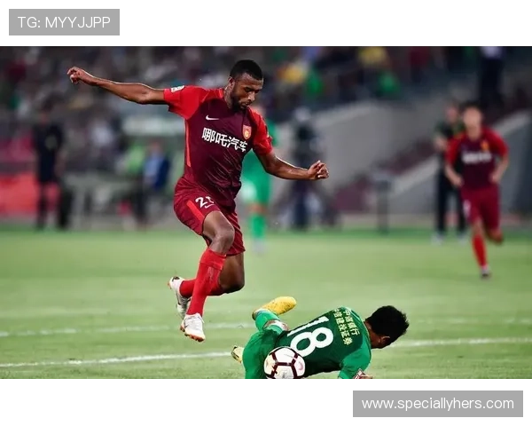 莫利纳持续保持出色防守状态，助力球队稳固后防线表现分析