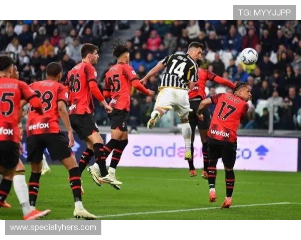 AC米兰的危机边缘:核心球员老龄化+战术僵化,豪门地位面临崩盘风险 AC米兰的危机边缘:核心球员老龄化+战术僵化,豪门地位面临崩盘风险