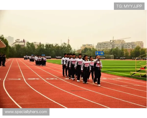 伏明霞都开始养生摊，谁还记得她当年的运动神级节奏？